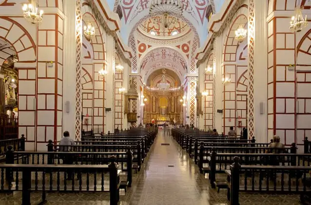 san francisco monastery lima tour from airport